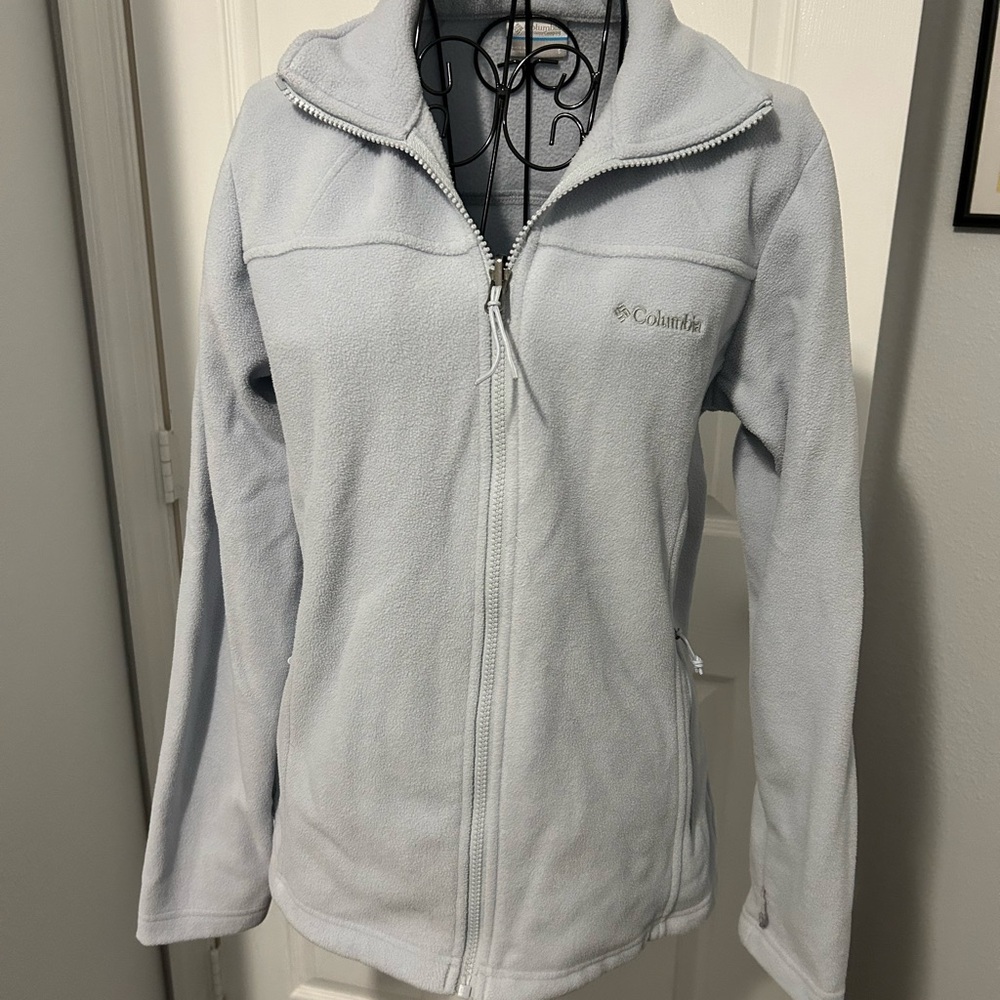 Columbia Women's Soft Gray Fleece Jacket